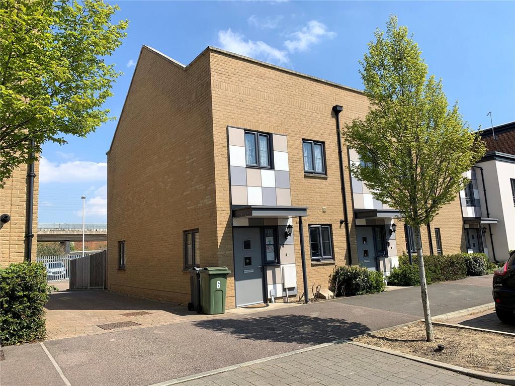 Samuel Peto Way, Ashford, Kent, TN24 2 bed semidetached house £260,000