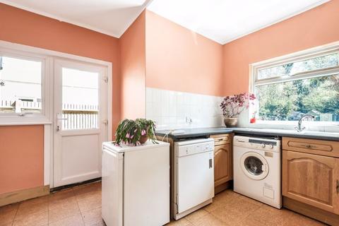 148 Whytecliffe Road North, Purley, CR8 2AS