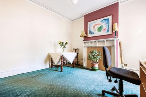 148 Whytecliffe Road North, Purley, CR8 2AS