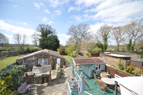 48 Featherstone, Blindley Heath, Lingfield, RH7 6JY