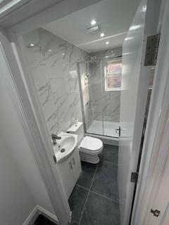 2 bedroom flat to rent, STANHOPE GARDENS, HARINGEY, LONDON N4