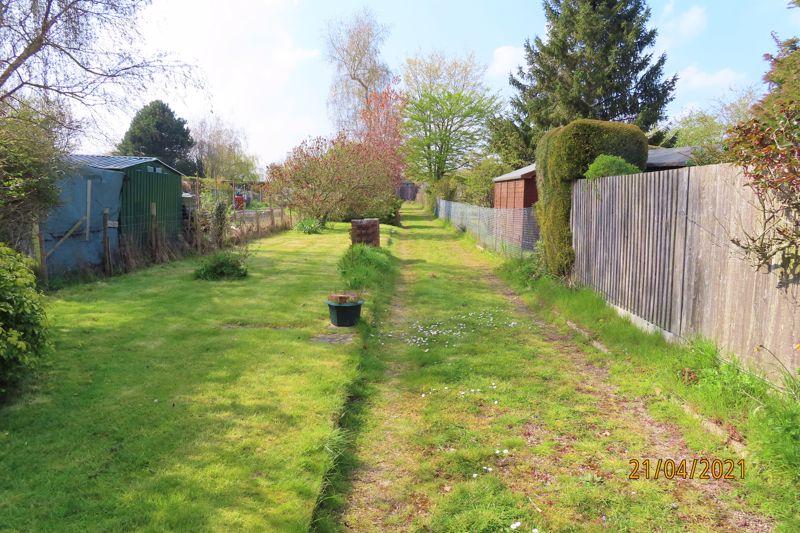 Clapper Lane, Staplehurst 2 bed terraced house £1,150 pcm (£265 pw)