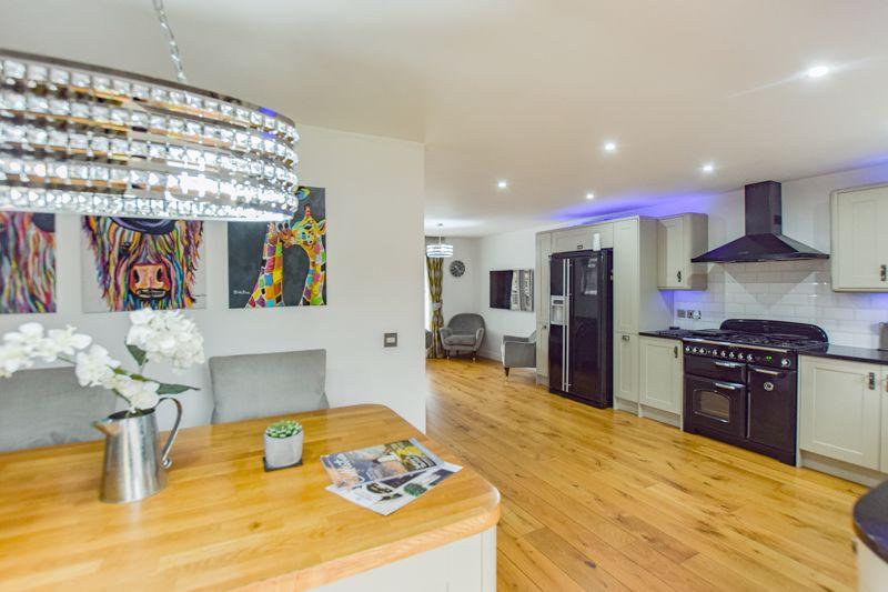 Regency Park, Widnes 4 bed detached house £475,000