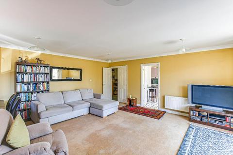 2, The Courtyard Whytebeam View, Whyteleafe, CR3 0AU