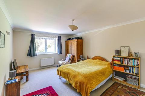 2, The Courtyard Whytebeam View, Whyteleafe, CR3 0AU