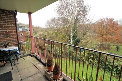 Flat 4, The Mote Meadow Lane, New Ash Green, Longfield, DA3 8PW