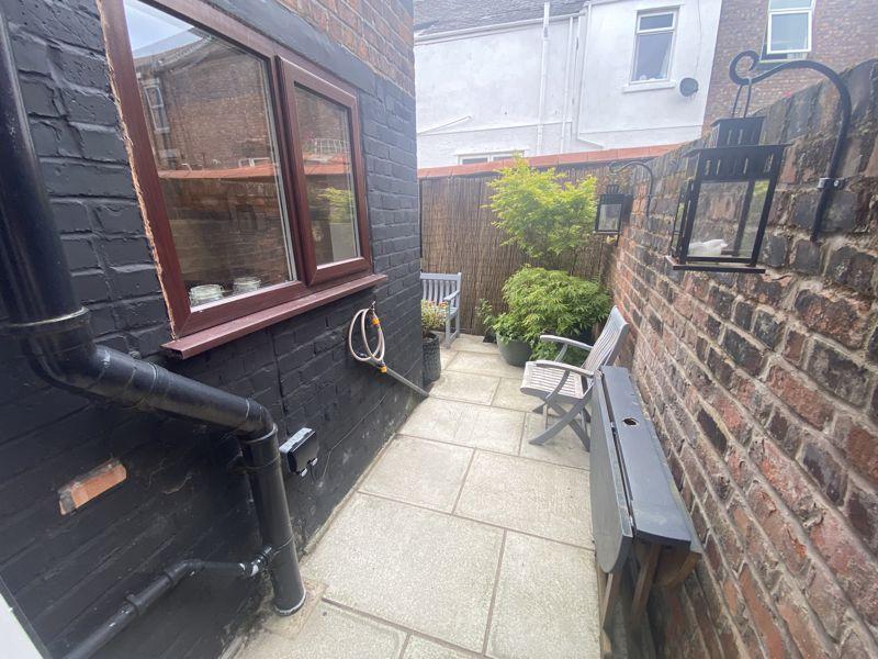 Private Courtyard