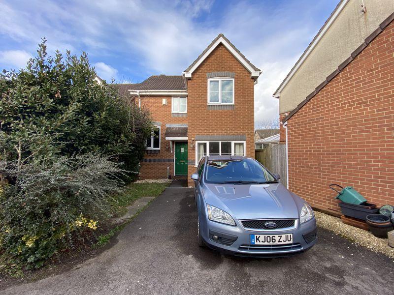 Ellan Hay Road, Bristol 3 bed detached house £1,395 pcm (£322 pw)