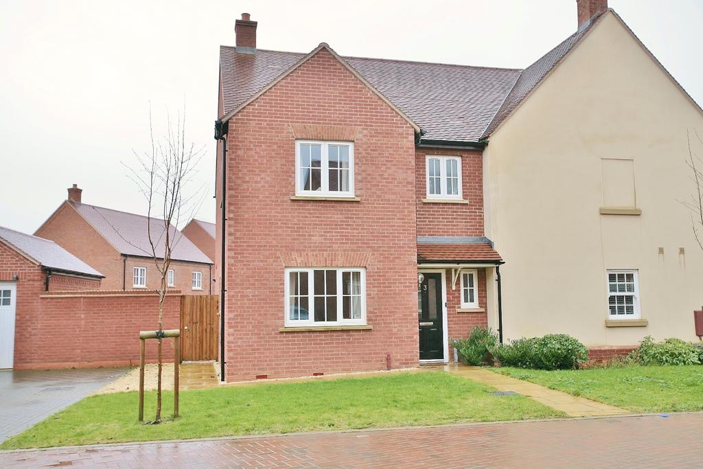 Horley Drive, Banbury 3 bed semidetached house £310,000