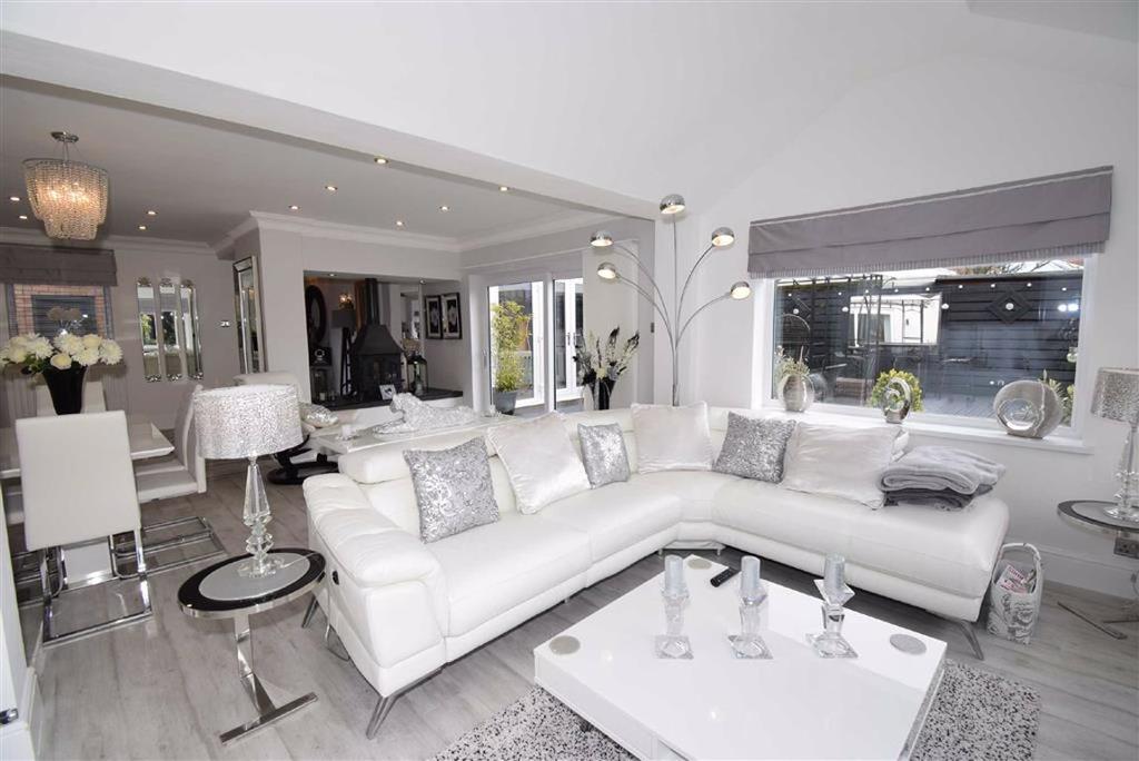 Living / dining room