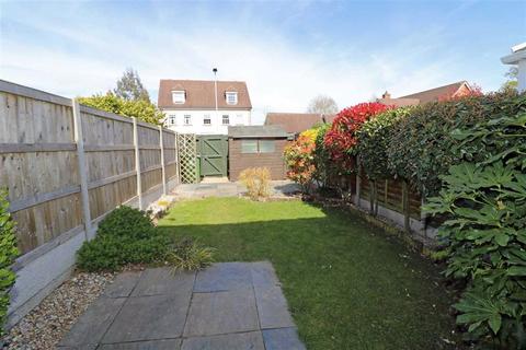 32 Highfield, Hatton Park, Warwick, CV35 7TQ