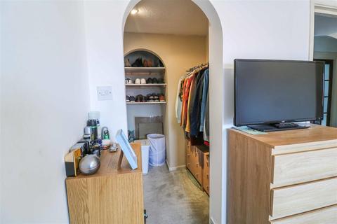 38 Aylets Field, Harlow, CM18 7LW