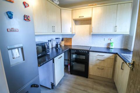 38 Aylets Field, Harlow, CM18 7LW