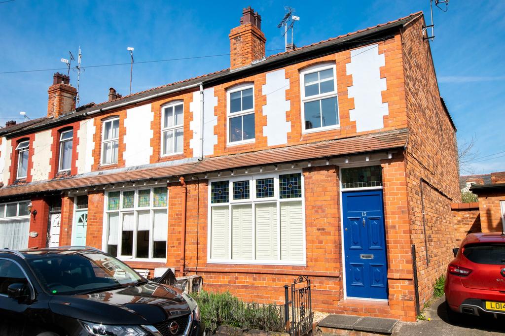 Panton Place, Hoole, Chester 3 bed terraced house £300,000