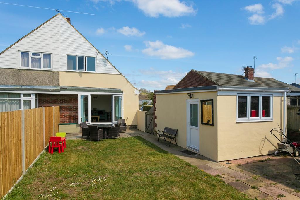 Shepherds Walk, Hythe, CT21 2 bed semidetached house £299,950