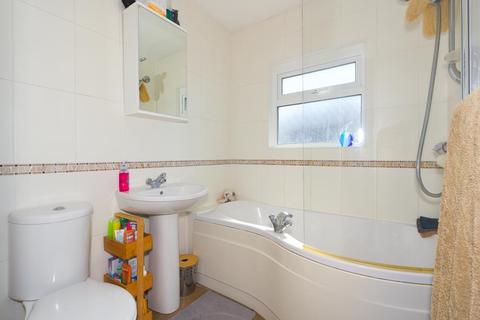 11 Bridle Road, Epsom, KT17 4EP