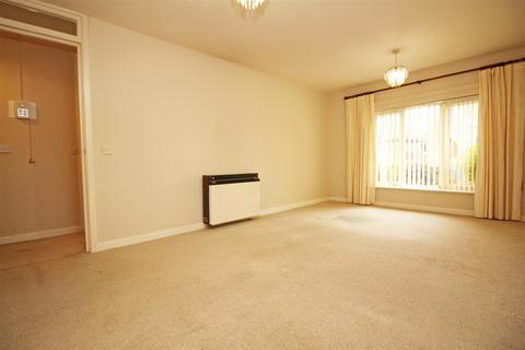 1 bedroom flat for sale - Jasmine Court, Horsham