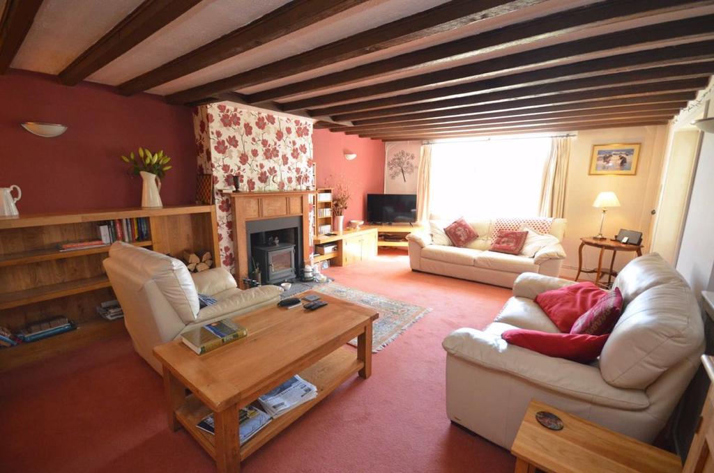 Lodge Hill Road, Lower Bourne, Farnham 3 bed semidetached house £895,000