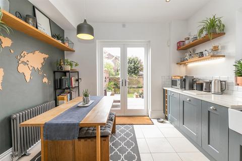 3 Lyons Fold, Sale, M33 6JF