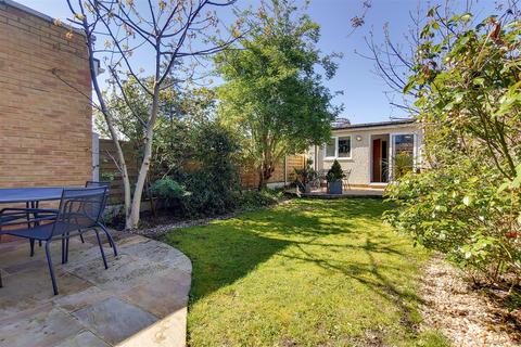 32 Flempton Road, London, E10 7NH