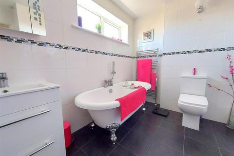 79 Buttermere Road, Stourport-on-severn, DY13 8NY
