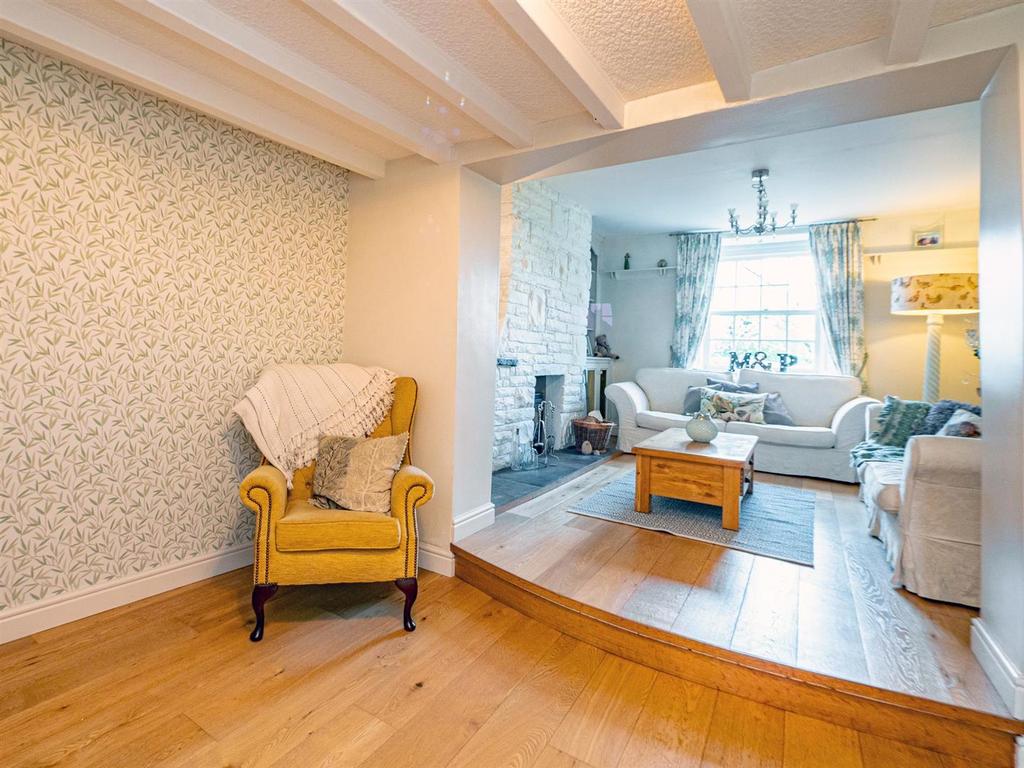 Beeford Road, Skipsea Brough, Driffield 4 bed detached house £350,000