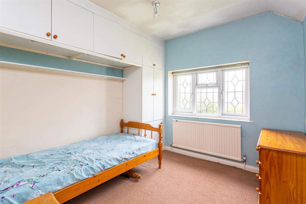 17 Buckingham Way 12.jpg