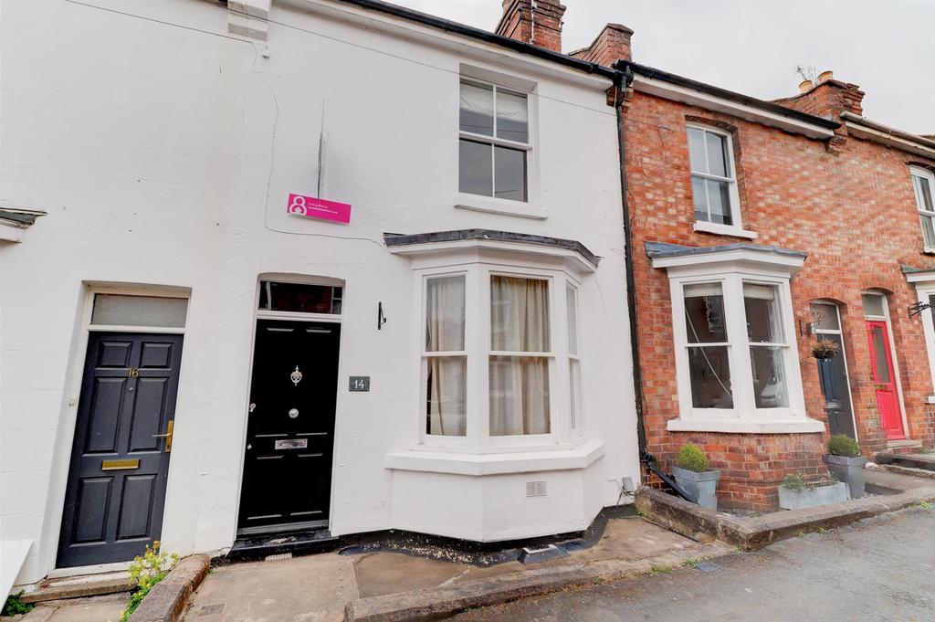 Norfolk Street, Leamington Spa 2 bed terraced house £1,050 pcm (£242 pw)