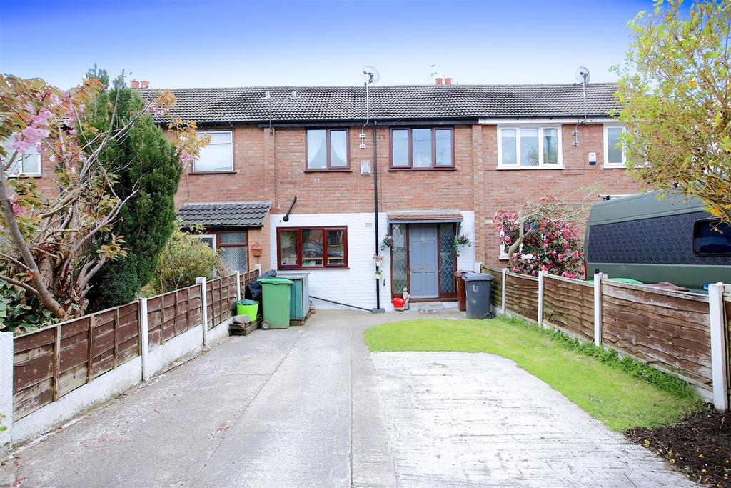 Norfolk Crescent, Failsworth, Manchester 3 bed terraced house £165,950
