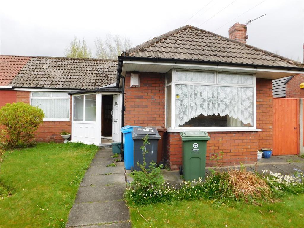 Mather Street, Failsworth, Manchester 2 bed semidetached bungalow £