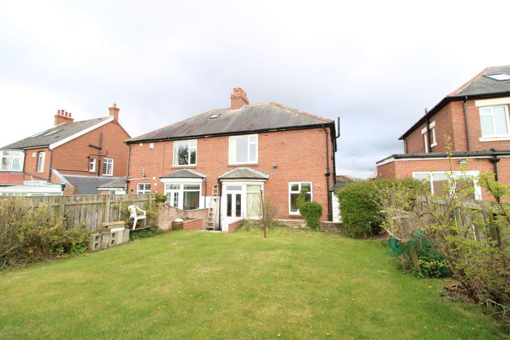 Hexham Road, HeddonontheWall... 3 bed semidetached house £210,000