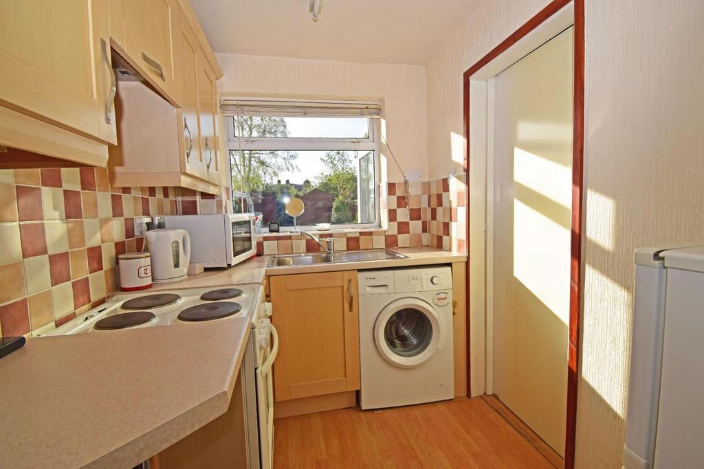 71 Birmingham Road, kitchen.jpg