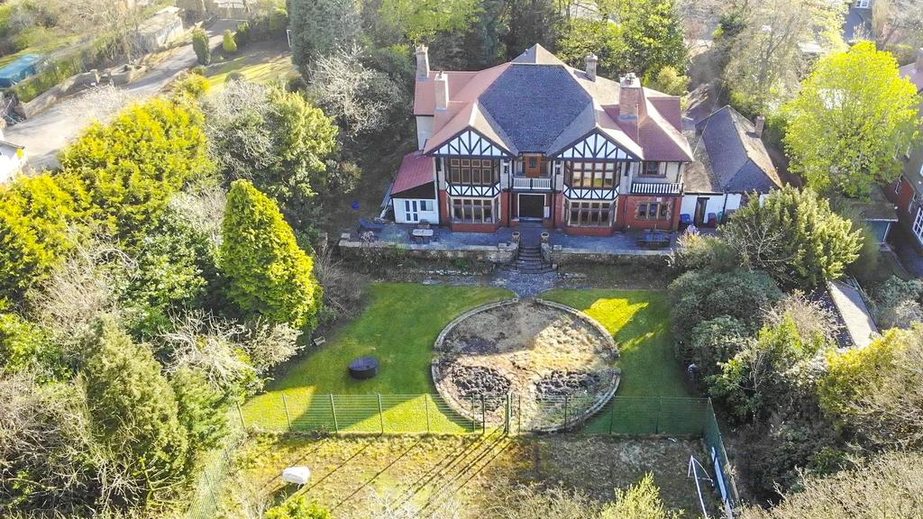 Pasturegate, Rose Hill, Burnley 6 bed detached house £600,000