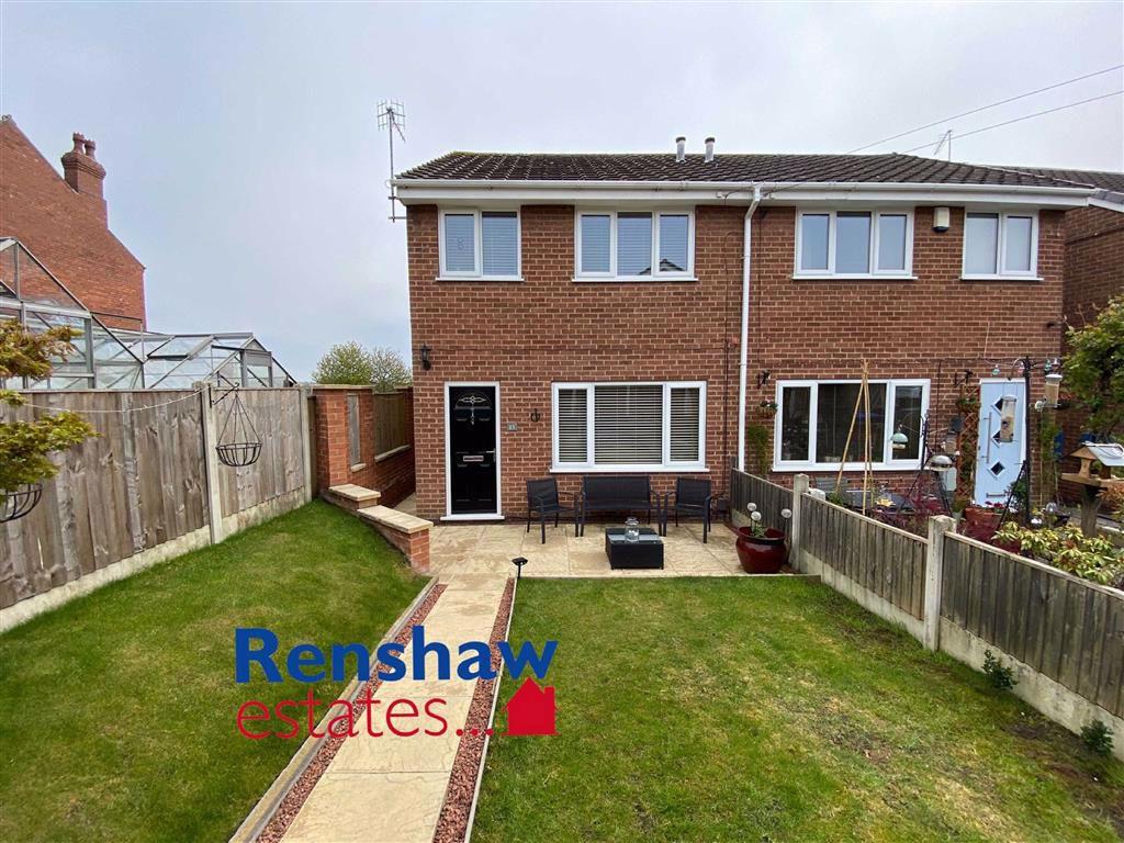 Grass Street, Ilkeston, Derbyshire 3 bed semidetached house £160,000