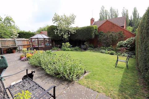 2 Appleacres, Stoke Hammond, Milton Keynes, MK17 9ET