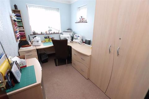 2 Appleacres, Stoke Hammond, Milton Keynes, MK17 9ET