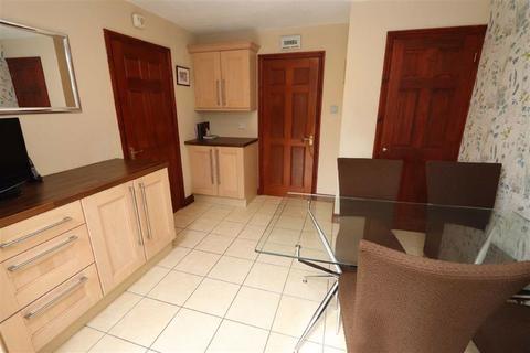 2 Appleacres, Stoke Hammond, Milton Keynes, MK17 9ET