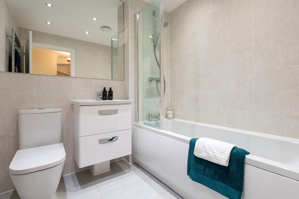 Main bathroom of The Colton
