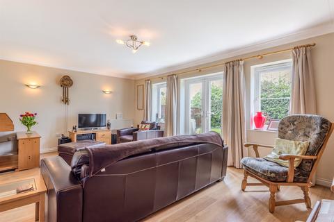 10 Longcroft Gardens, Shinfield, Reading, RG2 9FX