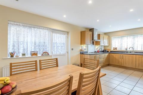 10 Longcroft Gardens, Shinfield, Reading, RG2 9FX