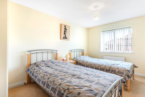 10 Longcroft Gardens, Shinfield, Reading, RG2 9FX