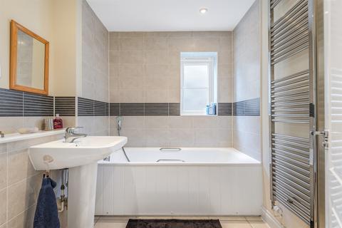 10 Longcroft Gardens, Shinfield, Reading, RG2 9FX