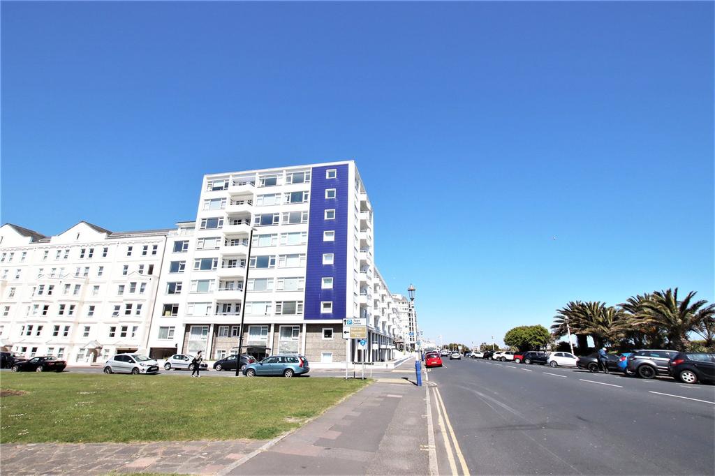 Grand Court, King Edwards Parade... 1 bed apartment £285,000