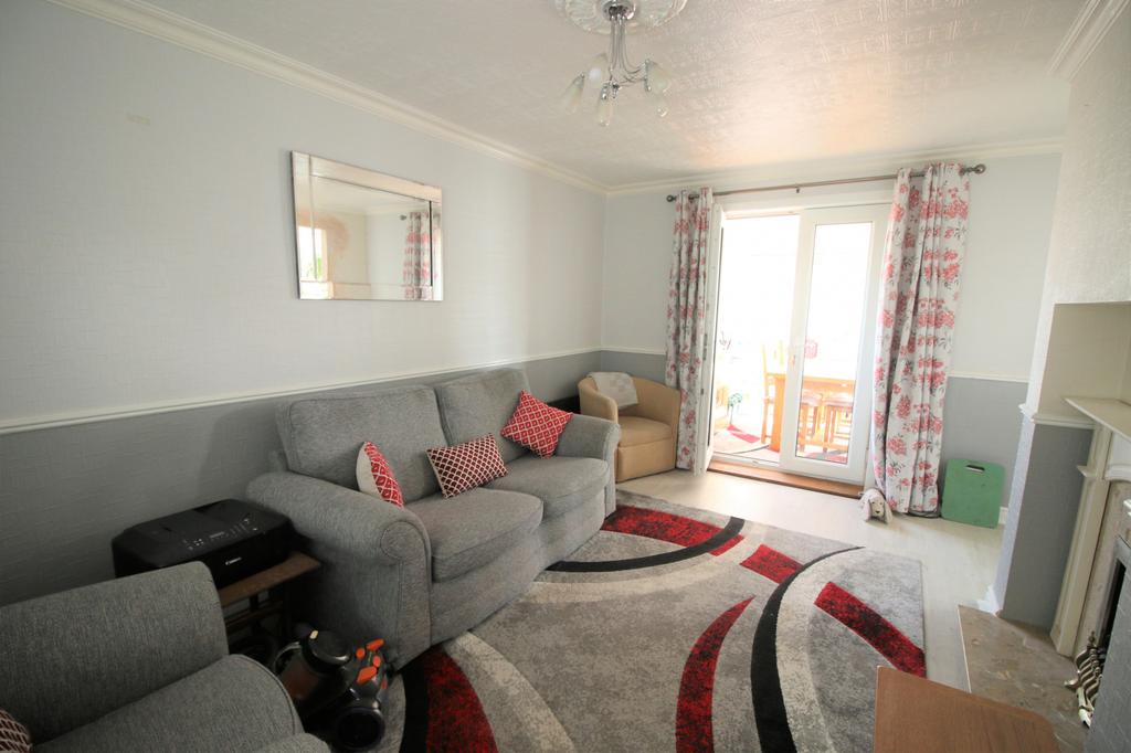 Shakespeare Road, Fleetwood, FY7 2 bed semidetached house £99,500