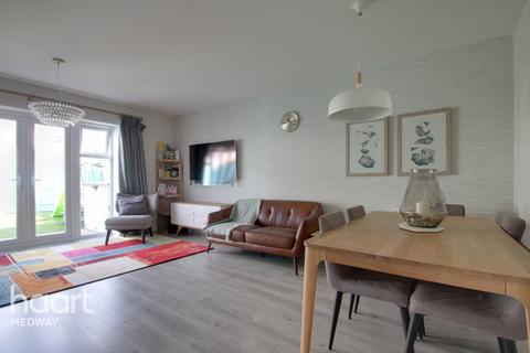 10 Ashfield Close, Snodland, ME6 5FN