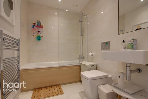 10 Ashfield Close, Snodland, ME6 5FN