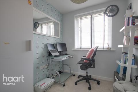 10 Ashfield Close, Snodland, ME6 5FN