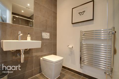 10 Ashfield Close, Snodland, ME6 5FN