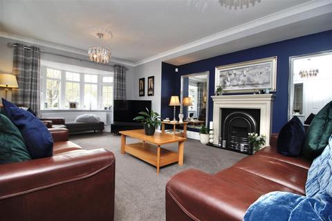 8 Queenscliffe Road, Ipswich, IP2 9AS