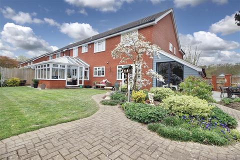 8 Queenscliffe Road, Ipswich, IP2 9AS